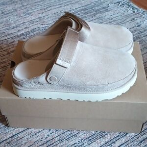 UGGS Goldenstar Clog
